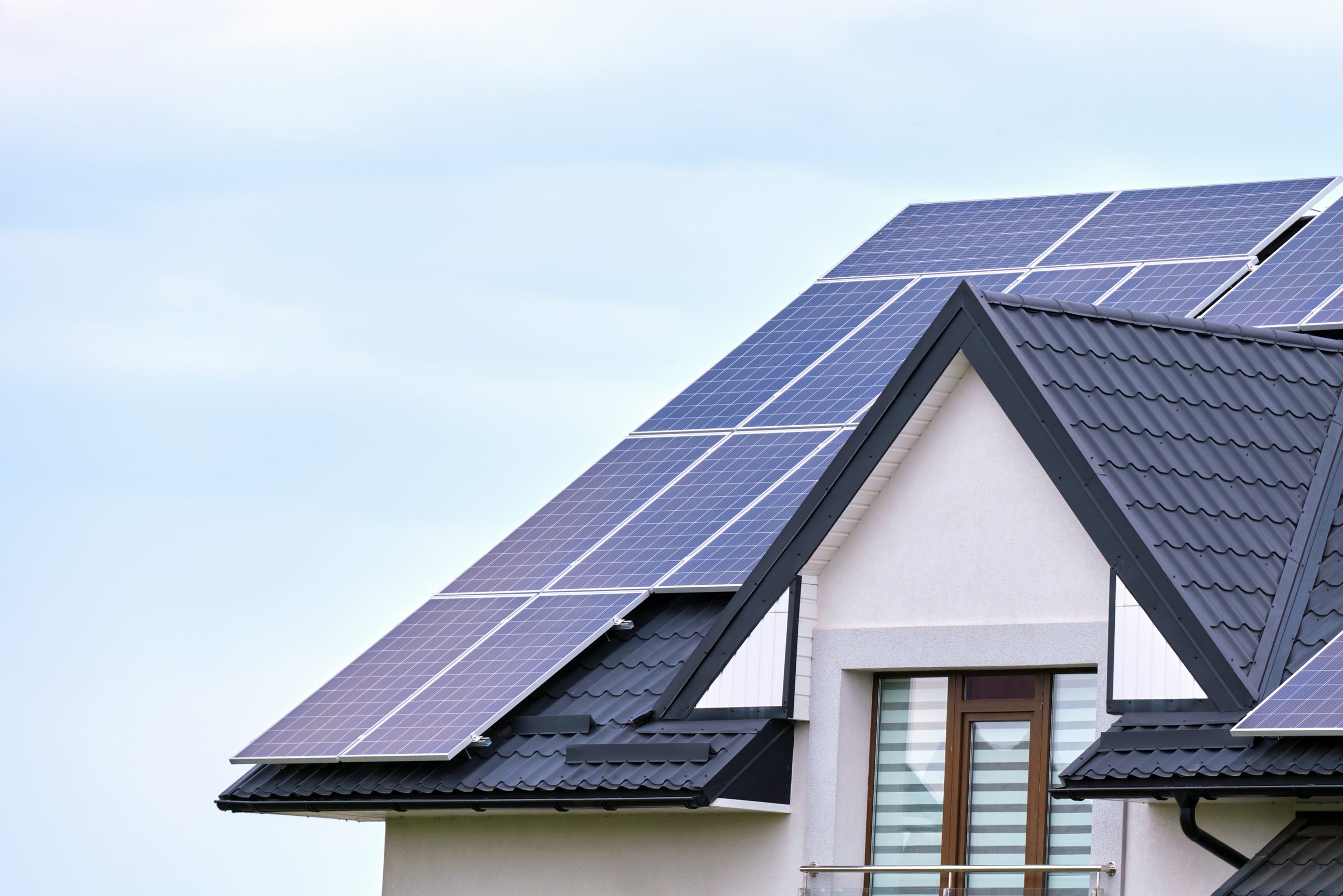 Cuántos paneles solares necesitas en tu hogar